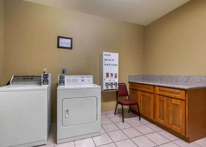 Comfort Inn & Suites Sacramento - University Area